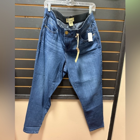 NWT democracy, AB technology freedom length ankle jeans - Picture 1 of 4